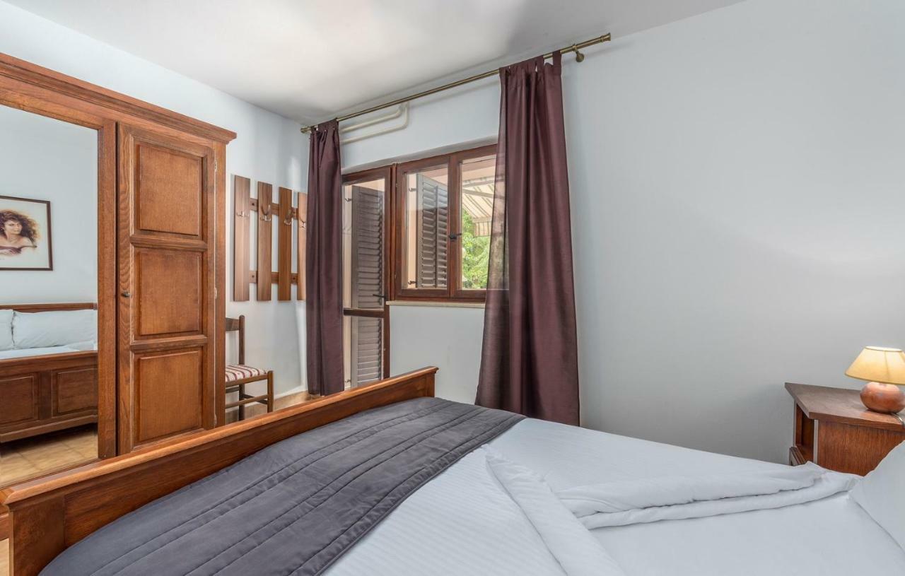Apartments Rakovac بوريتش الغرفة الصورة